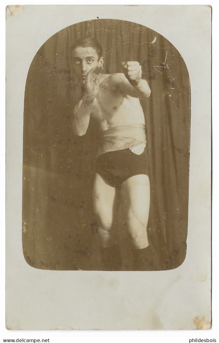 SPORT   BOXE (carte Photo) Un Boxeur  (G Carpentier ?) - Boxe