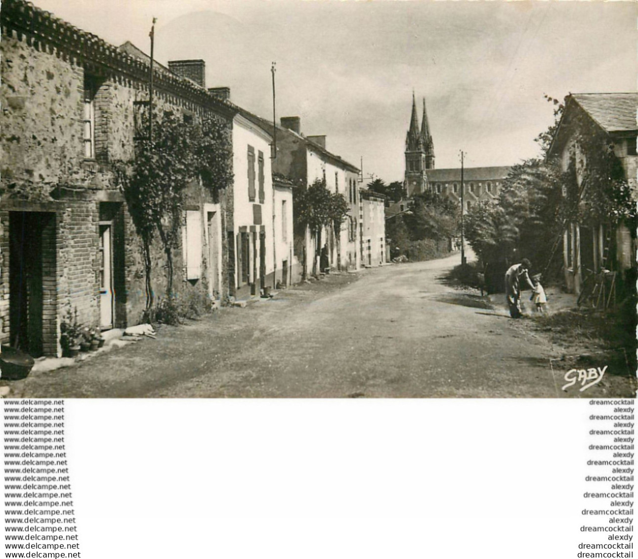 Photo Cpsm 85 LES ESSARTS. Quartier Saint-Michel 1950 Pour Arnouville-les-Gonesses - Les Essarts