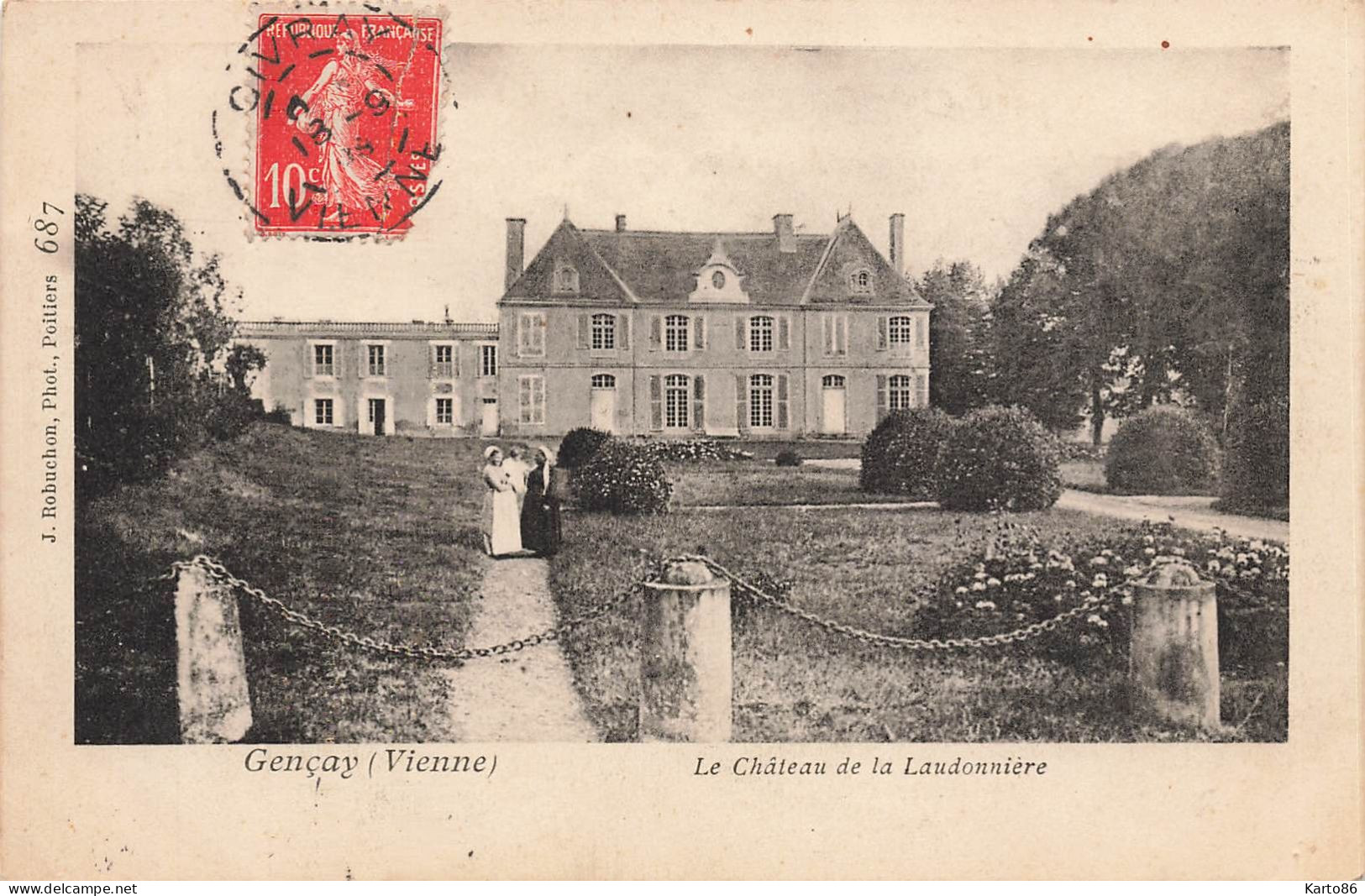 Gençay * Le Château De La Laudonnière - Gencay