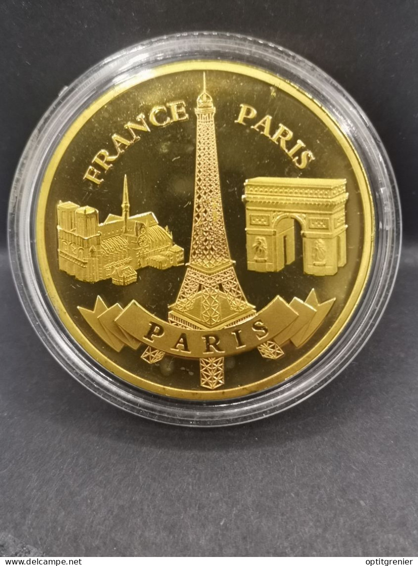 JETON TOURISTIQUE 39 Mm PARIS FRANCE / SOUVENIRS ET PATRIMOINE - Autres & Non Classés