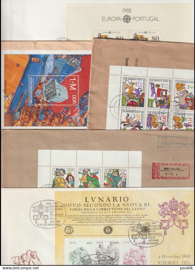 Souvenir sheets on 59 covers, mostly larger FDC. Postal weight approx 0,750 kg. Please read Sales 