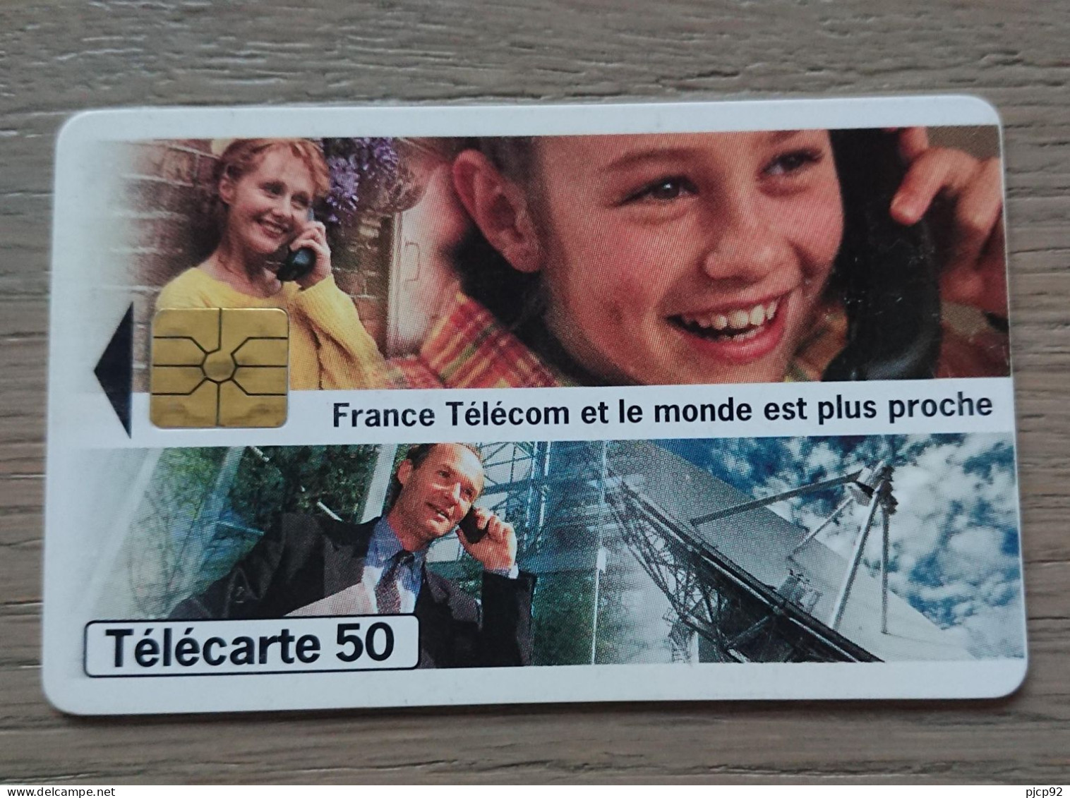 France -  1996 - Télécarte 50 Unités - France Télécom - Et Le Monde Est Plus Proche - 1996
