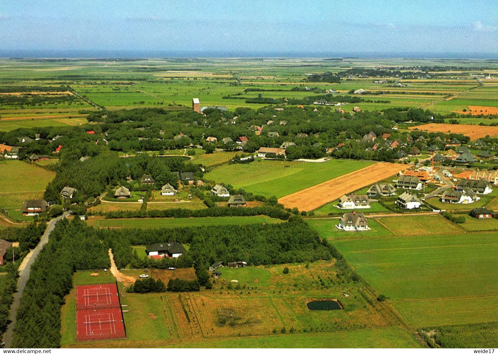 05126 - Nordseebad NIEBLUM Auf Föhr - Luftaufnahme Von Süden Mit Tennisplätzen - Föhr