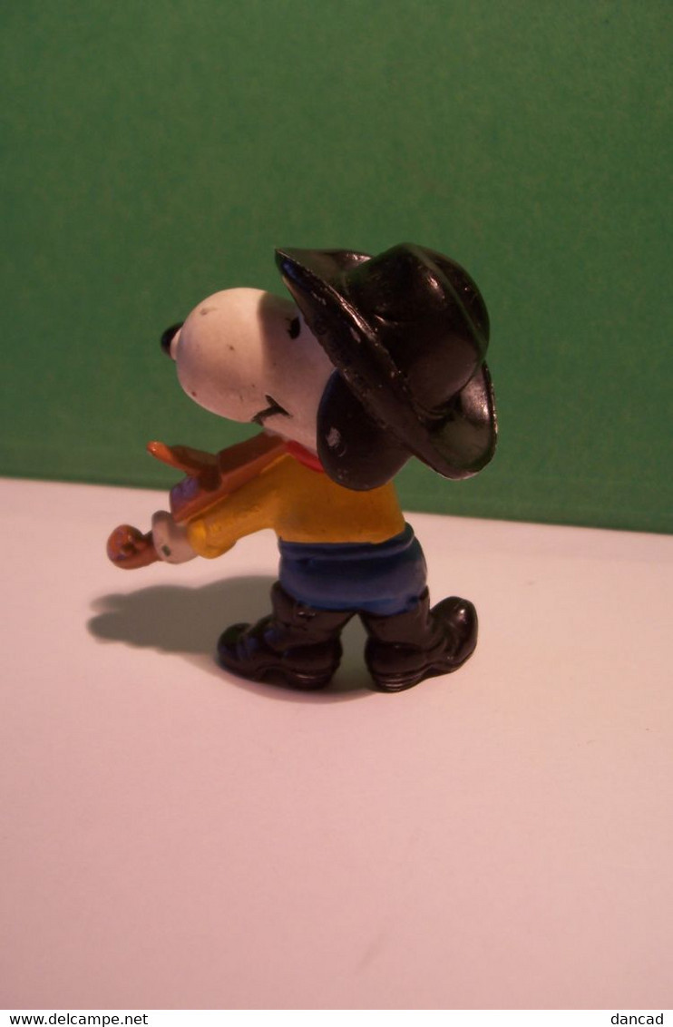 SNOOPY - VIOLONISTE - VIOLON - Snoopy