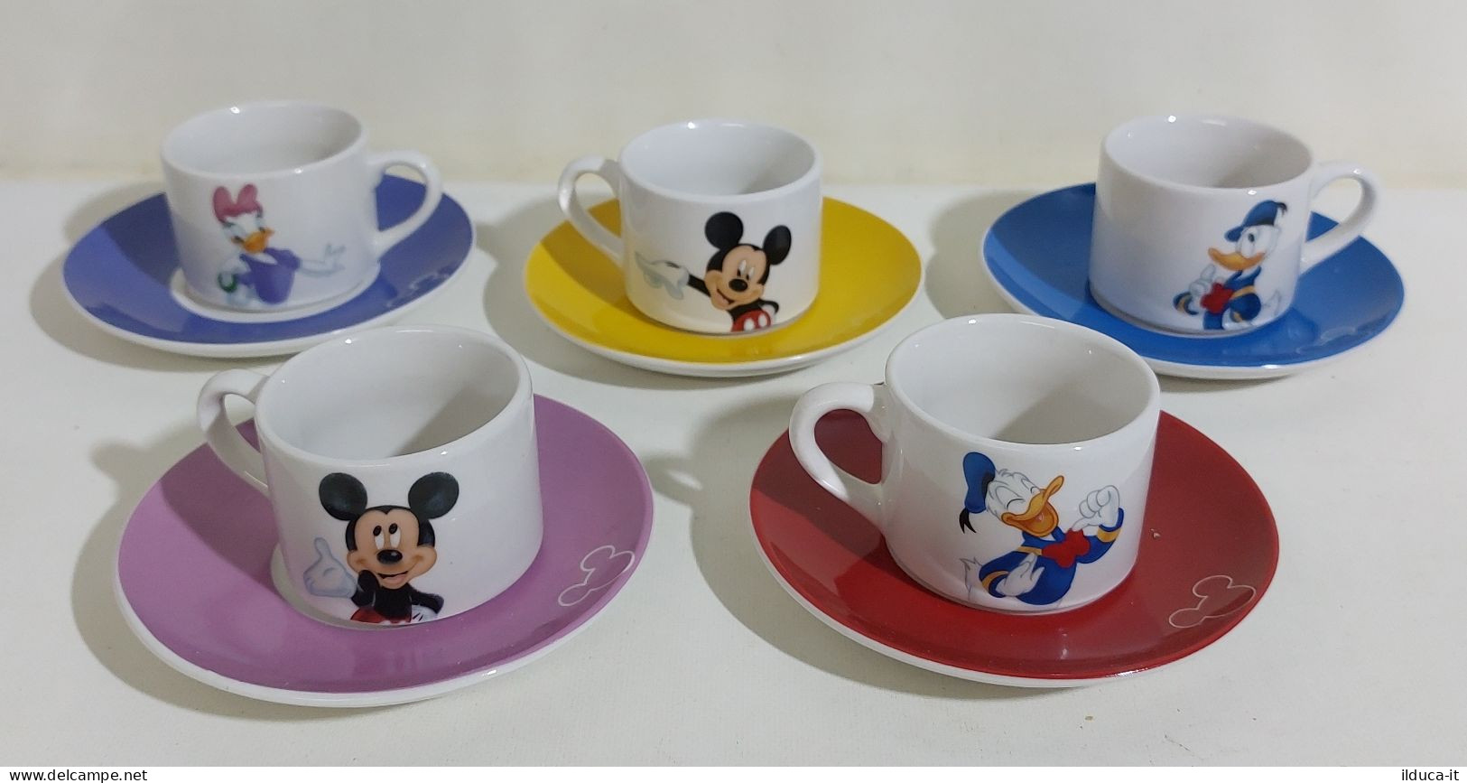 71285 Lotto 5 Tazzine Da Caffè In Ceramica + Piattini Disney - Topolino Paperino - Tazze