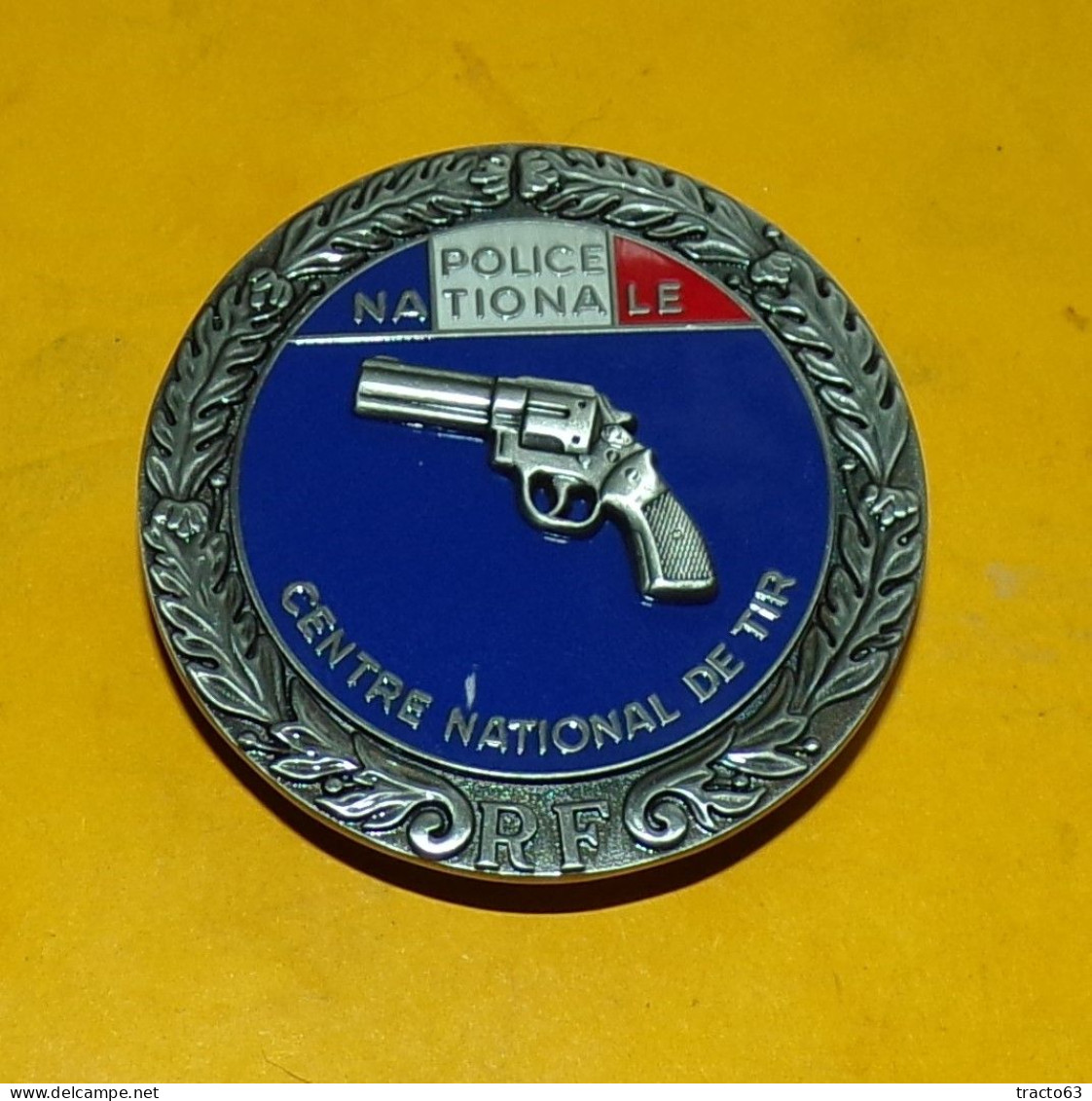 POLICE NATIONALE , CENTRE NATIONAL DE TIR ,REPUBLIQUE FRANCAISE , ECHELON ARGENT , FABRICANT BOUSSEMART BY PROMODIS 201 - Polizei