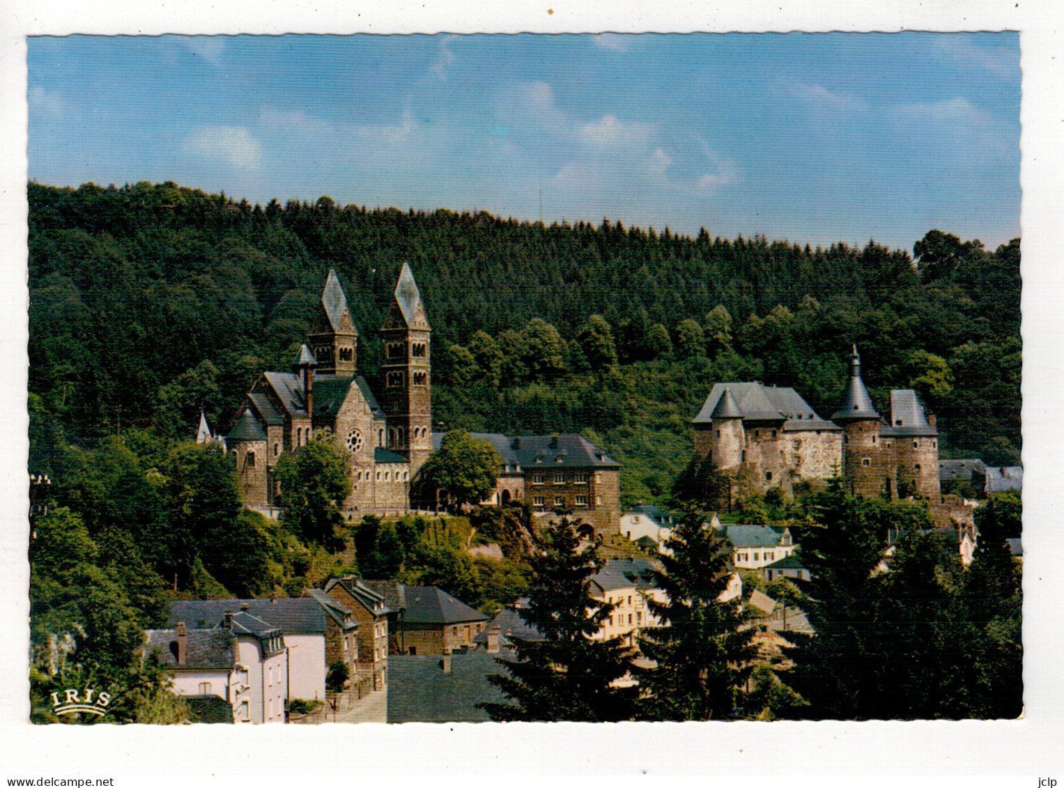 CLERVAUX - L'église Paroissiale Et Le Château Féodal. - Clervaux