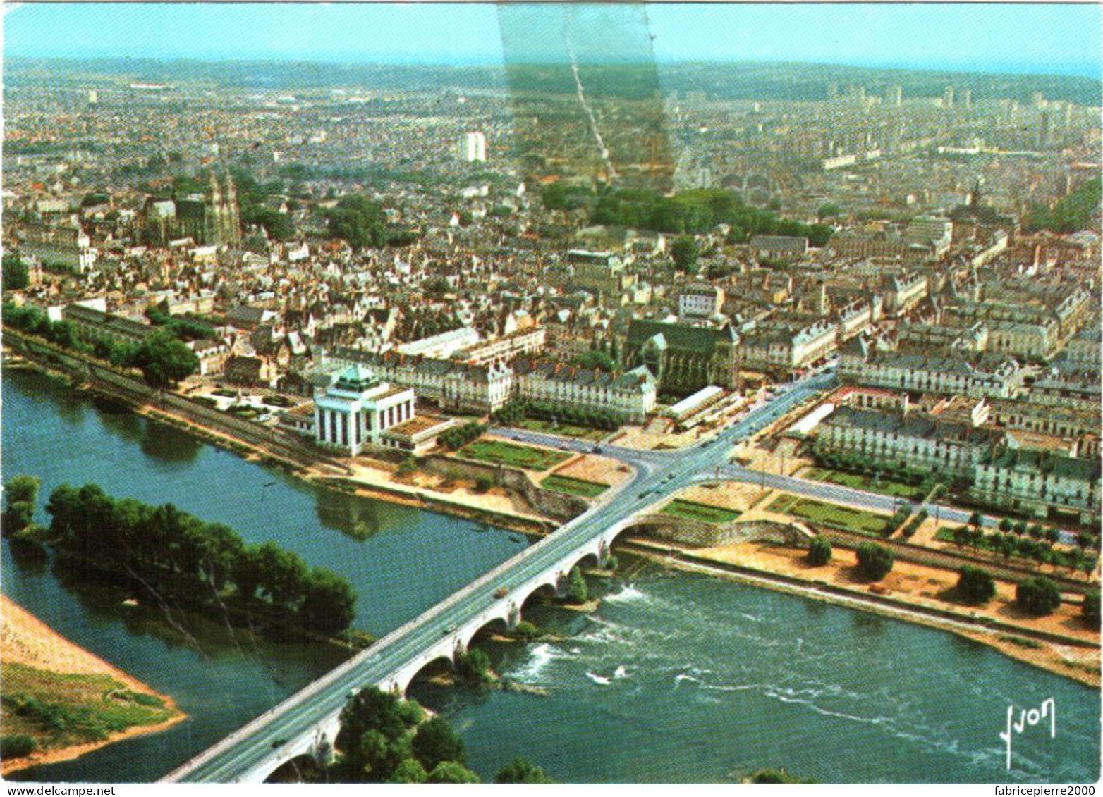 CPM 37 (Indre-et-Loire) Tours - Vue Aérienne Sur La Loire Et La Bibliothèque - Bibliotheken