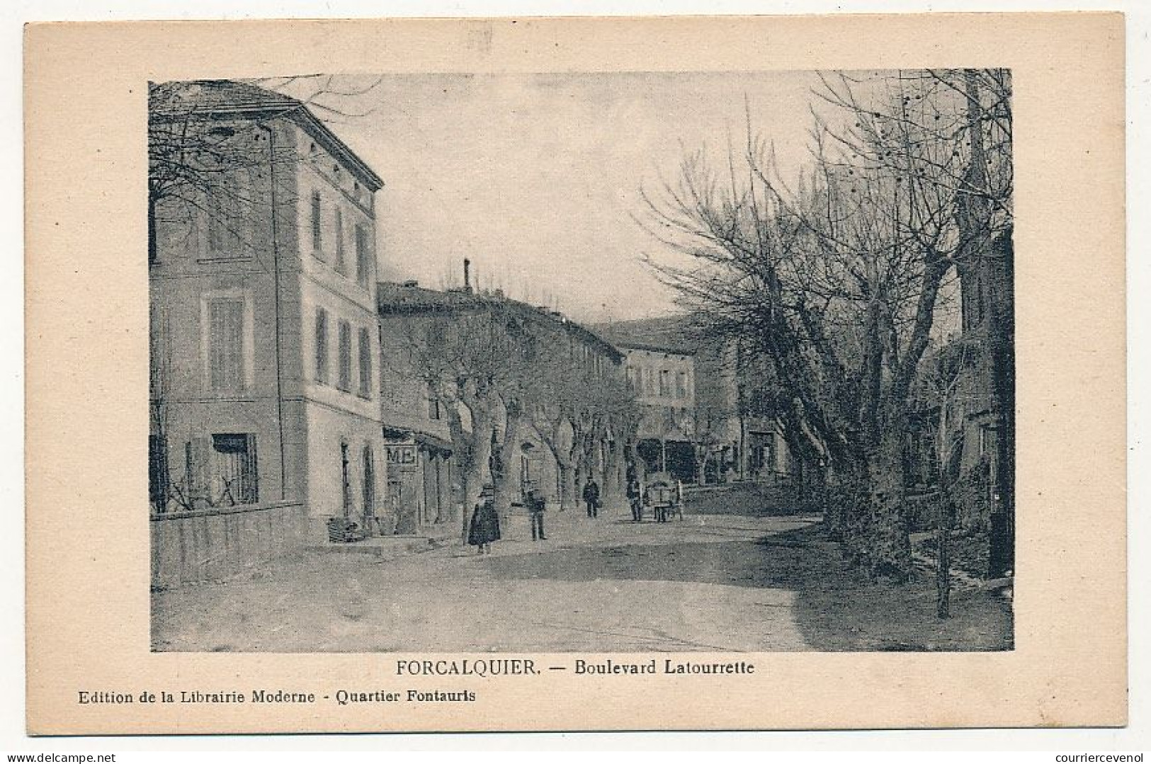 CPA - FORCALQUIER (Basses Alpes) - Le Boulevard Latourette - Forcalquier