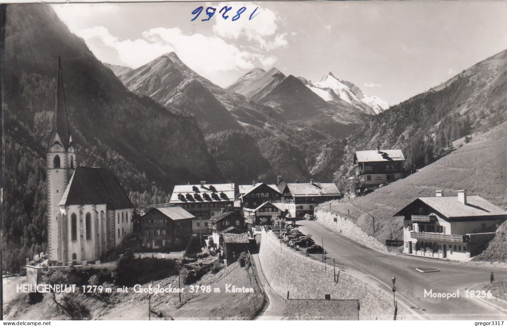 D9330) HEILIGENBLUT Mit Großglockner - Haus DETAILS Mit PArkplatz AUTOS U. Kirche - Heiligenblut