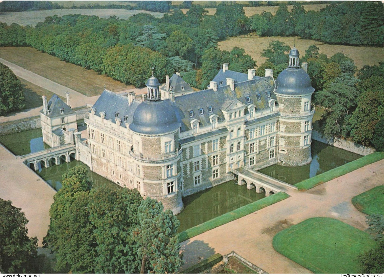 FRANCE - Saint Georges Sur Loire - Le Château De Serrant - Carte Postale - Saint Georges Sur Loire