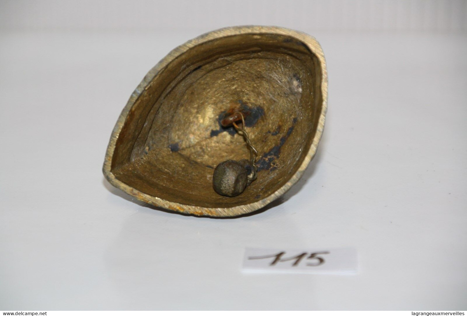 C115 Mini Cloche En Forme De Demoiselle Bronze Ou Autre - Campanas