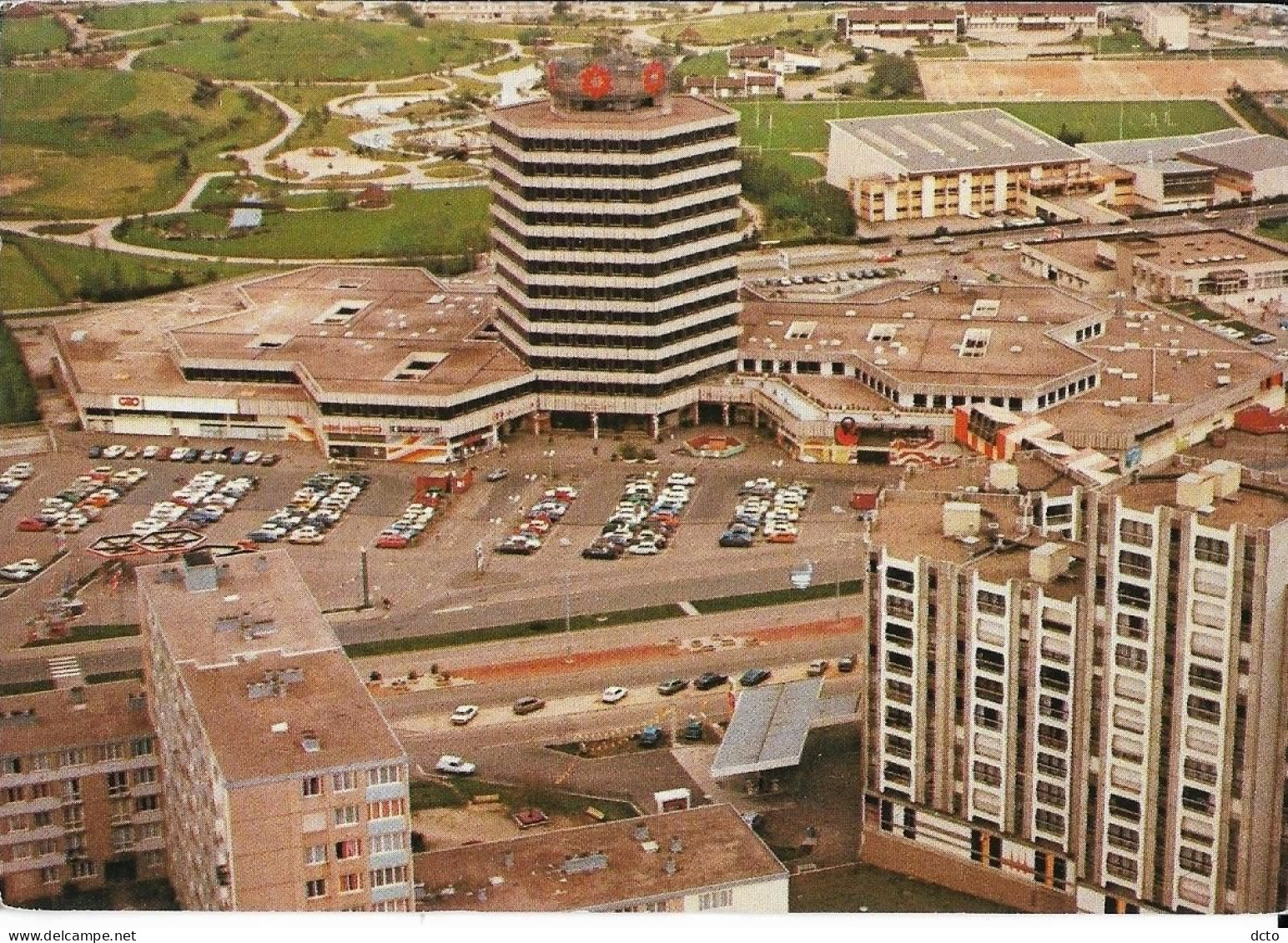 VANDOEUVRE (54) Centre Commercial & Affaires "llllllLes Nations", Cpm - Vandoeuvre Les Nancy