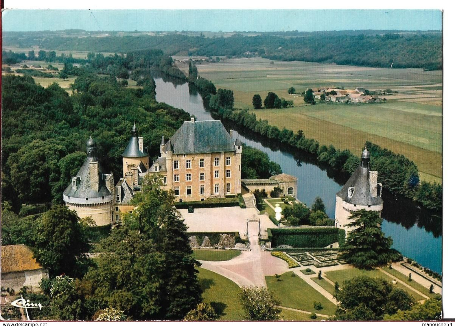 LOT DE 2 CPSM DE BONNES  CHATEAU DE TOUFFOU - Chateau De Touffou