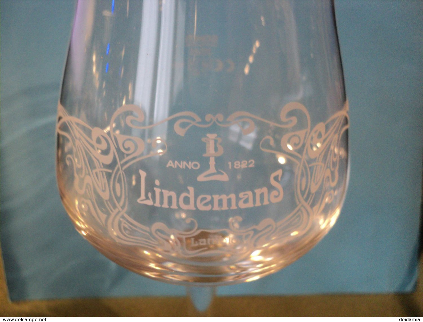 VERRE A BIERE LINDEMANS. 25 CL. LAMBIC. ANNO 1822 - Glasses