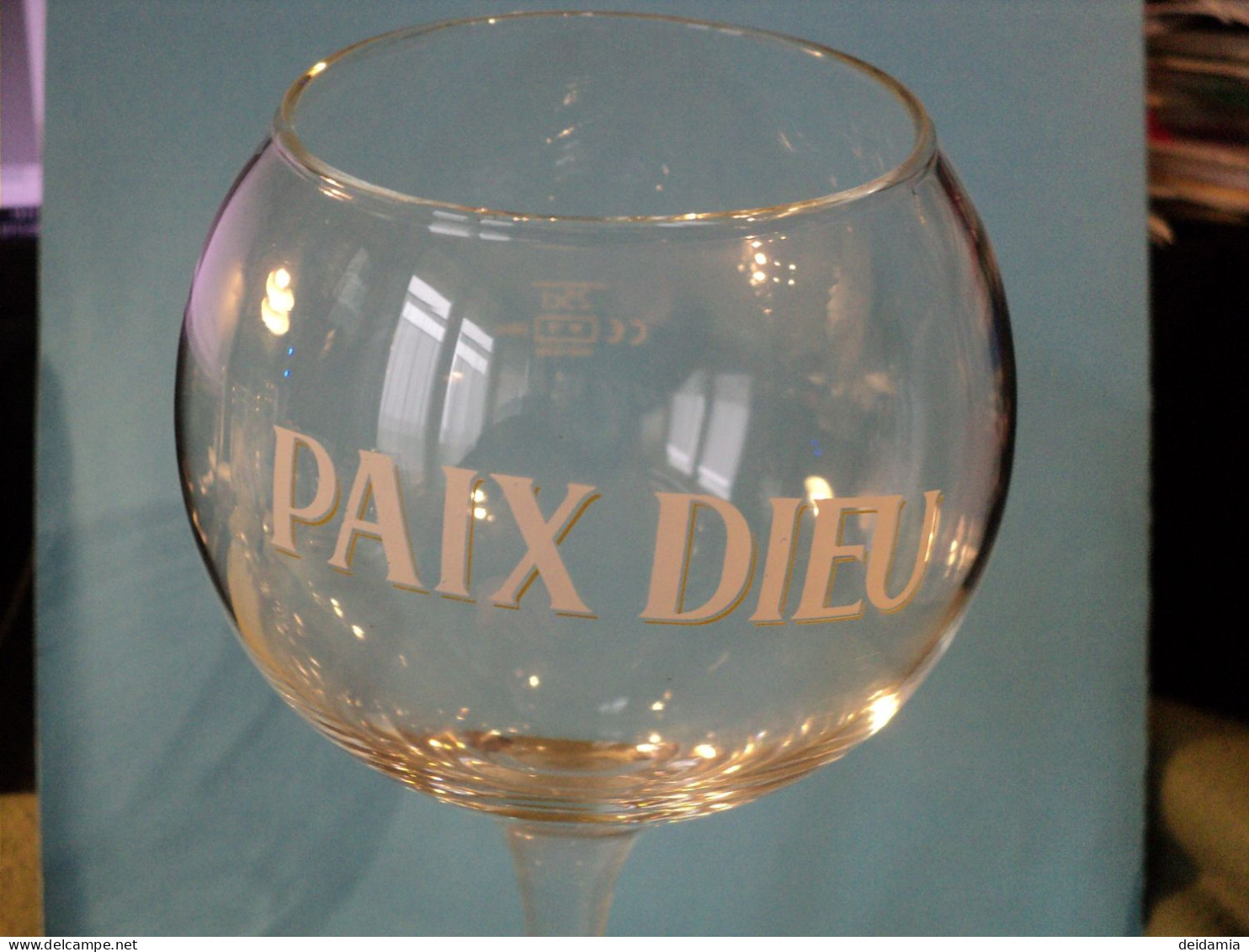 VERRE A BIERE PAIX DIEU. 25 CL FORME ASSEZ PARTICULIERE DE PETITE LUNE. - Verres