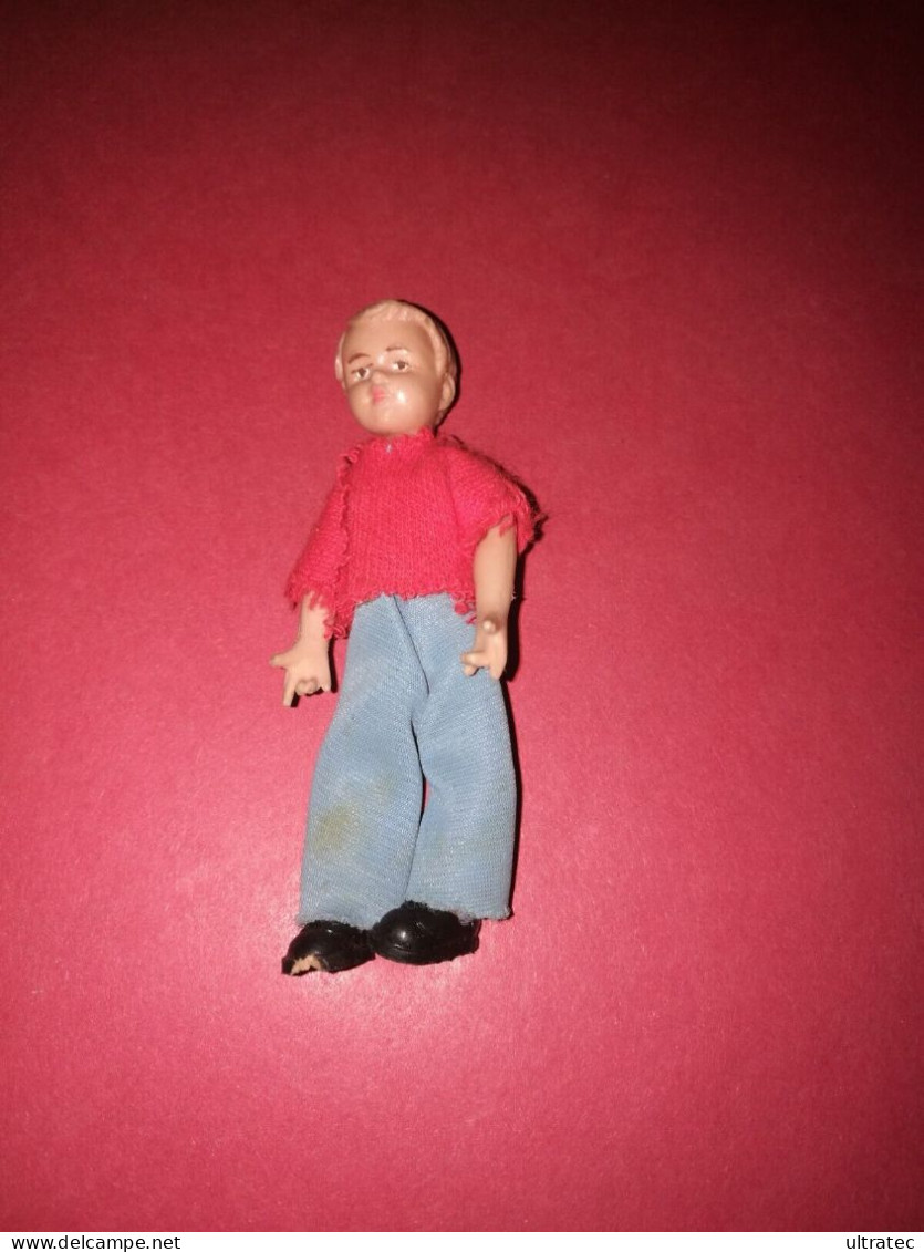 Puppenhaus «Puppe» Aus Den 70er Jahren Guter Zustand - Bambole