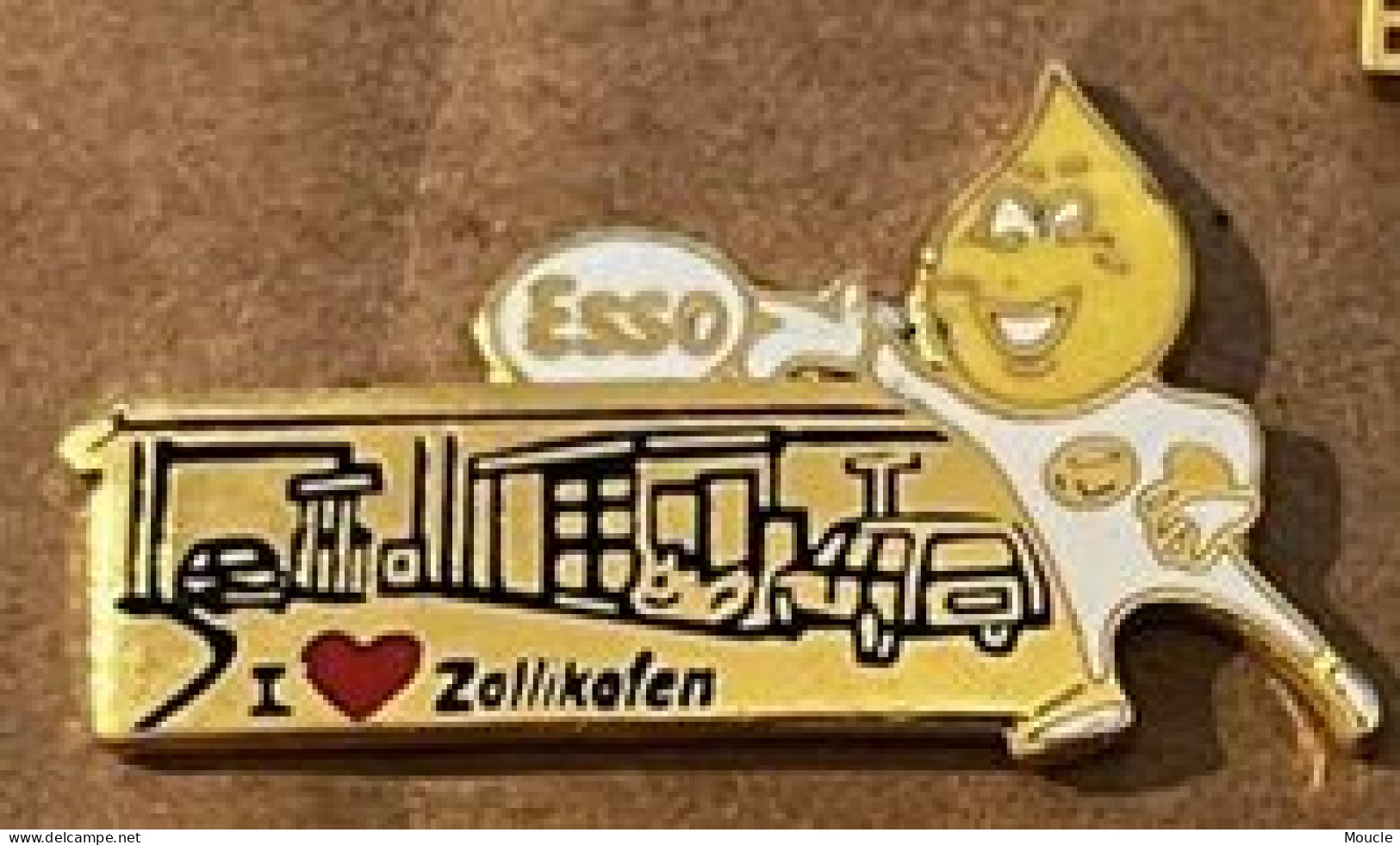 ESSENCE - GAS OIL - ESSO - I LOVE ZOLLIKOFEN - STATION SERVICE - SUISSE - SCHWEIZ - SWITZERLAND - LOGO - VOITURE - (33) - Carburants