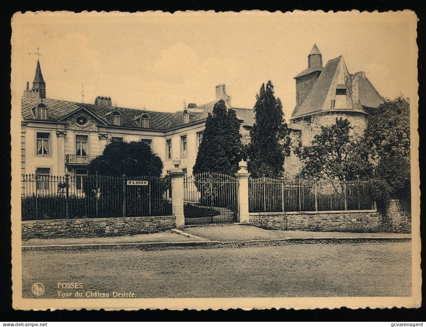 FOSSES  TOUR DU CHATEAU DESTREE    2 SCANS - Fosses-la-Ville