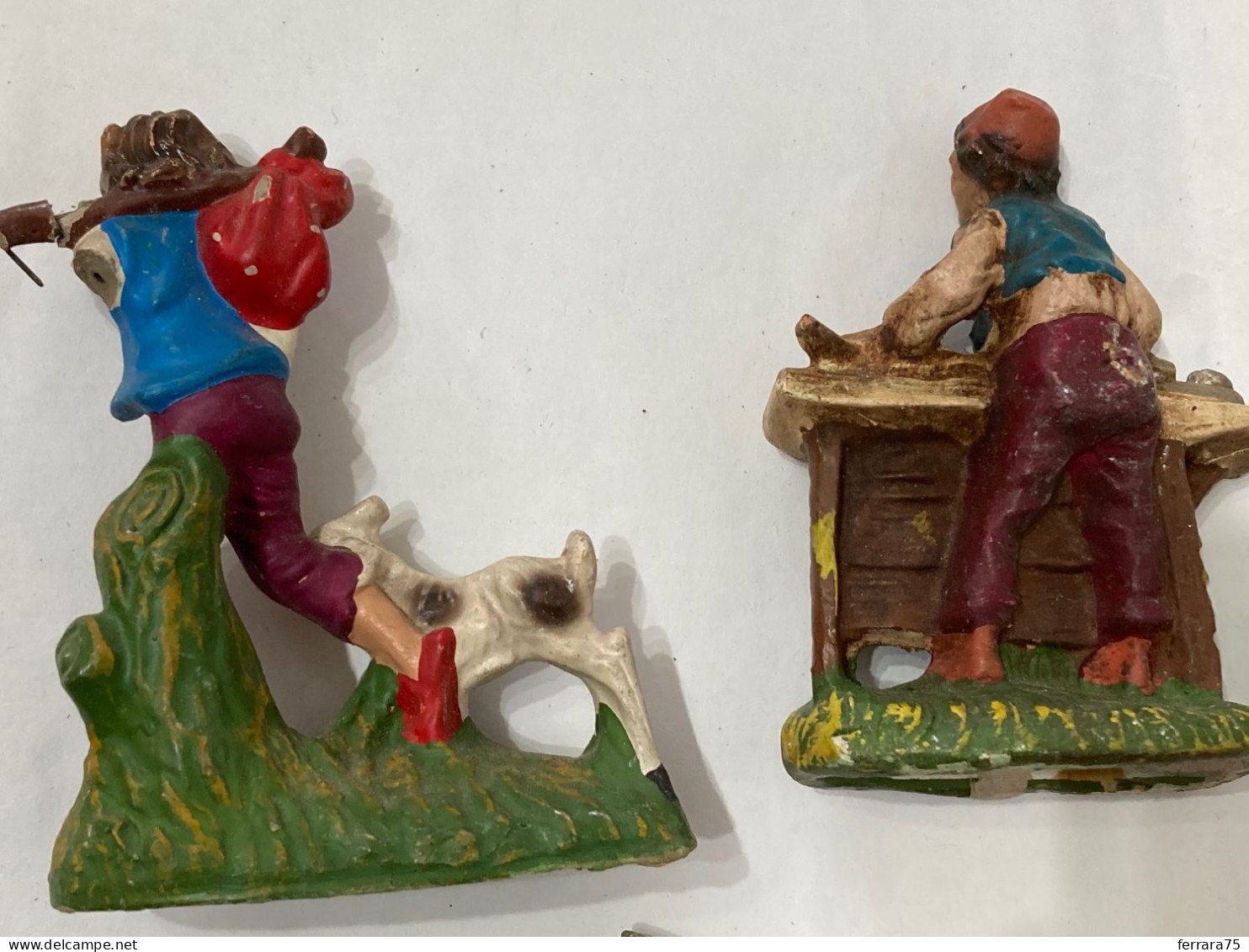 LOTTO N.10 STATUINE PRESEPE NATALE VARIE GESSO CARTAPESTA.