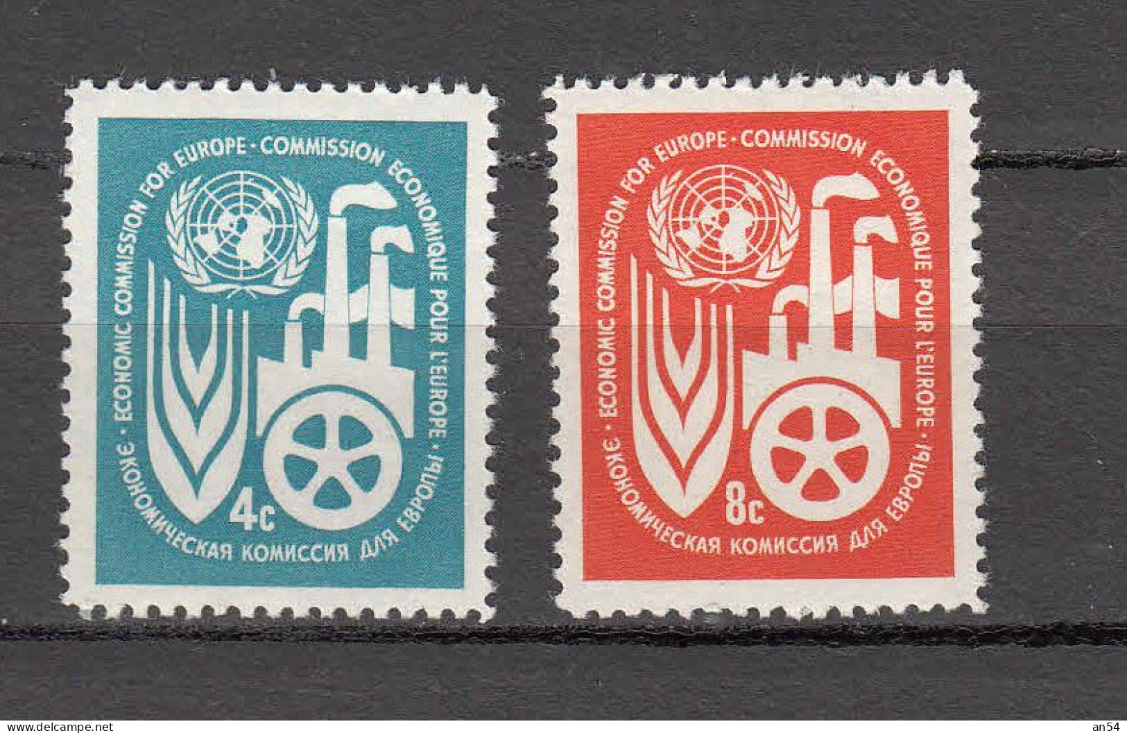 NATIONS  UNIES  NEW-YORK    1959  N° 68 - 69   NEUFS**   CATALOGUE YVERT&TELLIER - Unused Stamps