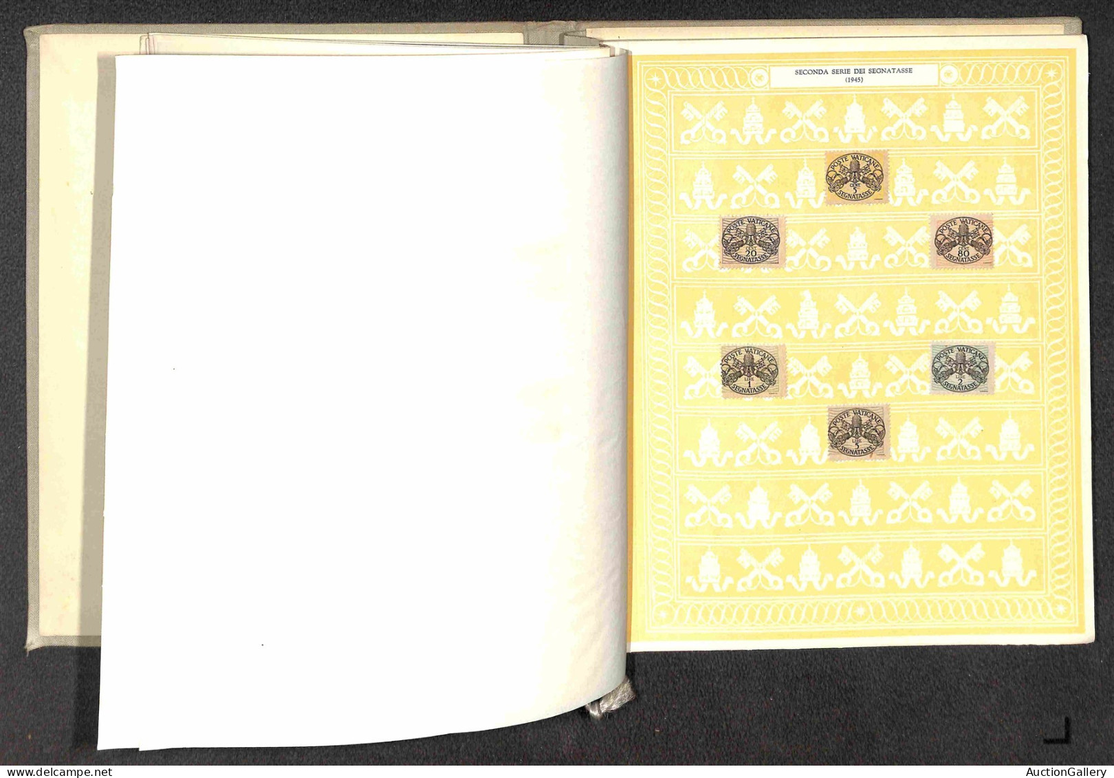 Lotti&Collezioni - VATICANO - 1942/1950 - Splendido ed elegante libro "Stato della Città del Vaticano" con le emissioni 