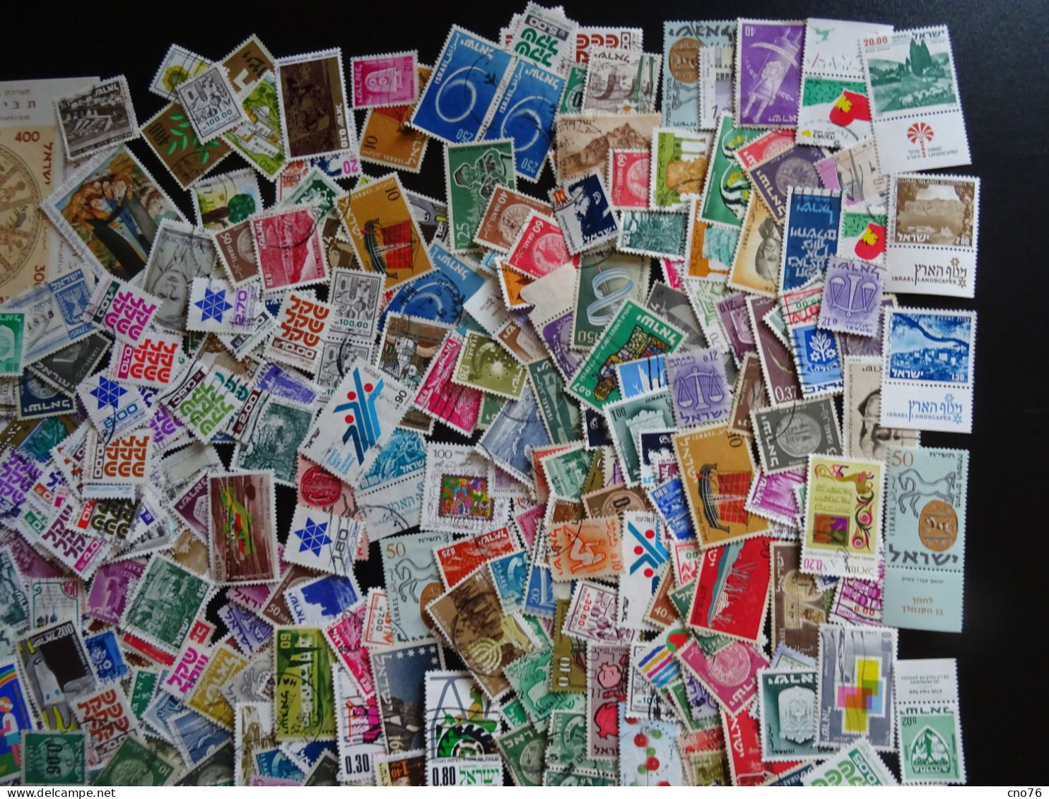 ISRAEL Vrac De 500 Timbres, Oblitérés, Neufs, Neufs Sans Colle Ou Avec Charnières Le Tout En Bon état - Lots & Serien