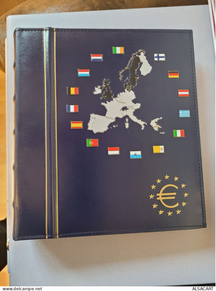 Album De Monnaies Euro Divers Pays D'europe , à Completer , Présence De Series Completes - Autres & Non Classés