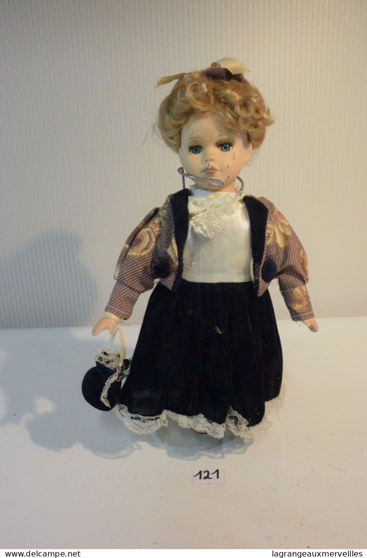 C121 Ancienne Poupée Old Doll - Bambole