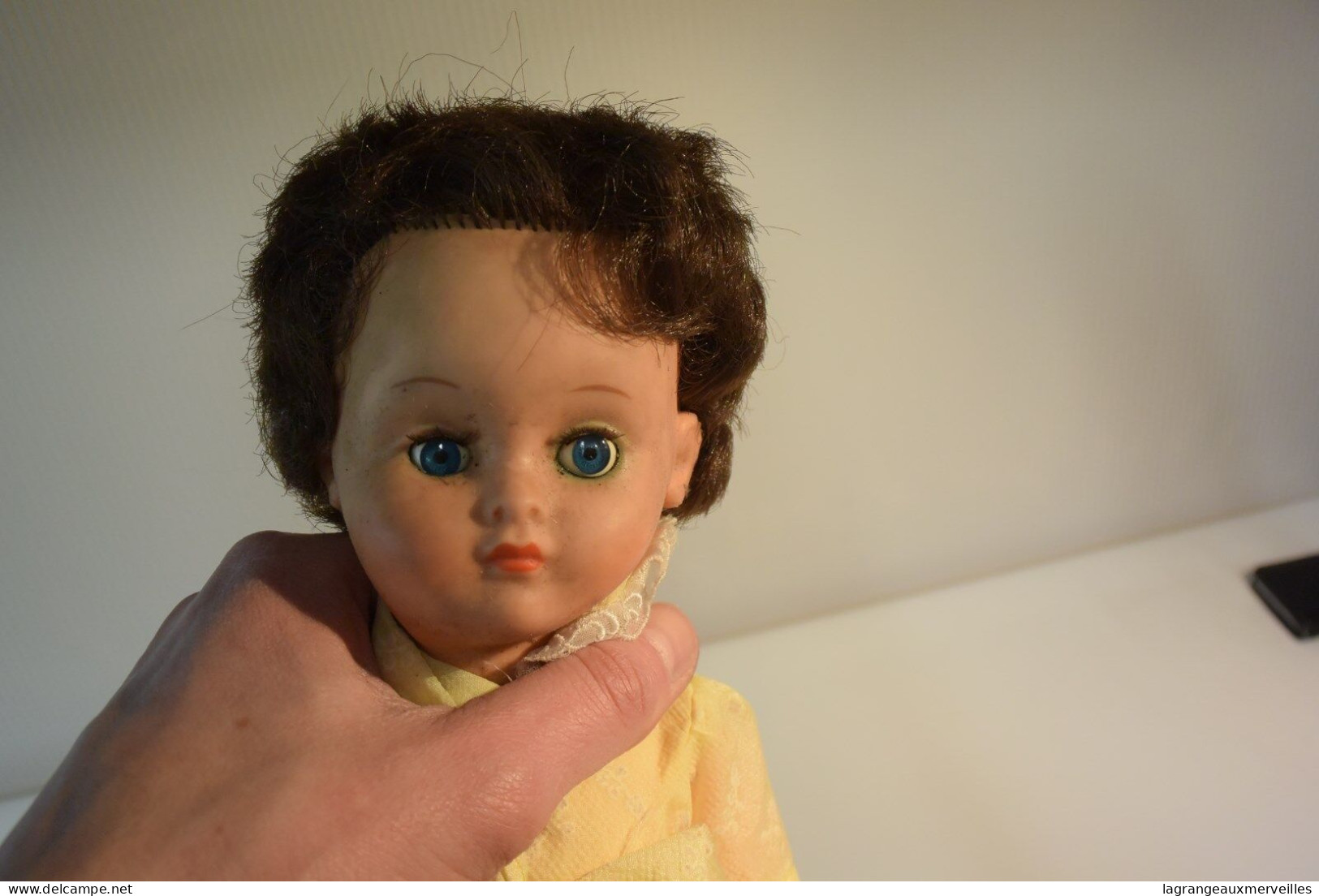 C121 Ancienne Poupée BELLA FRANCE Old Doll - Puppen