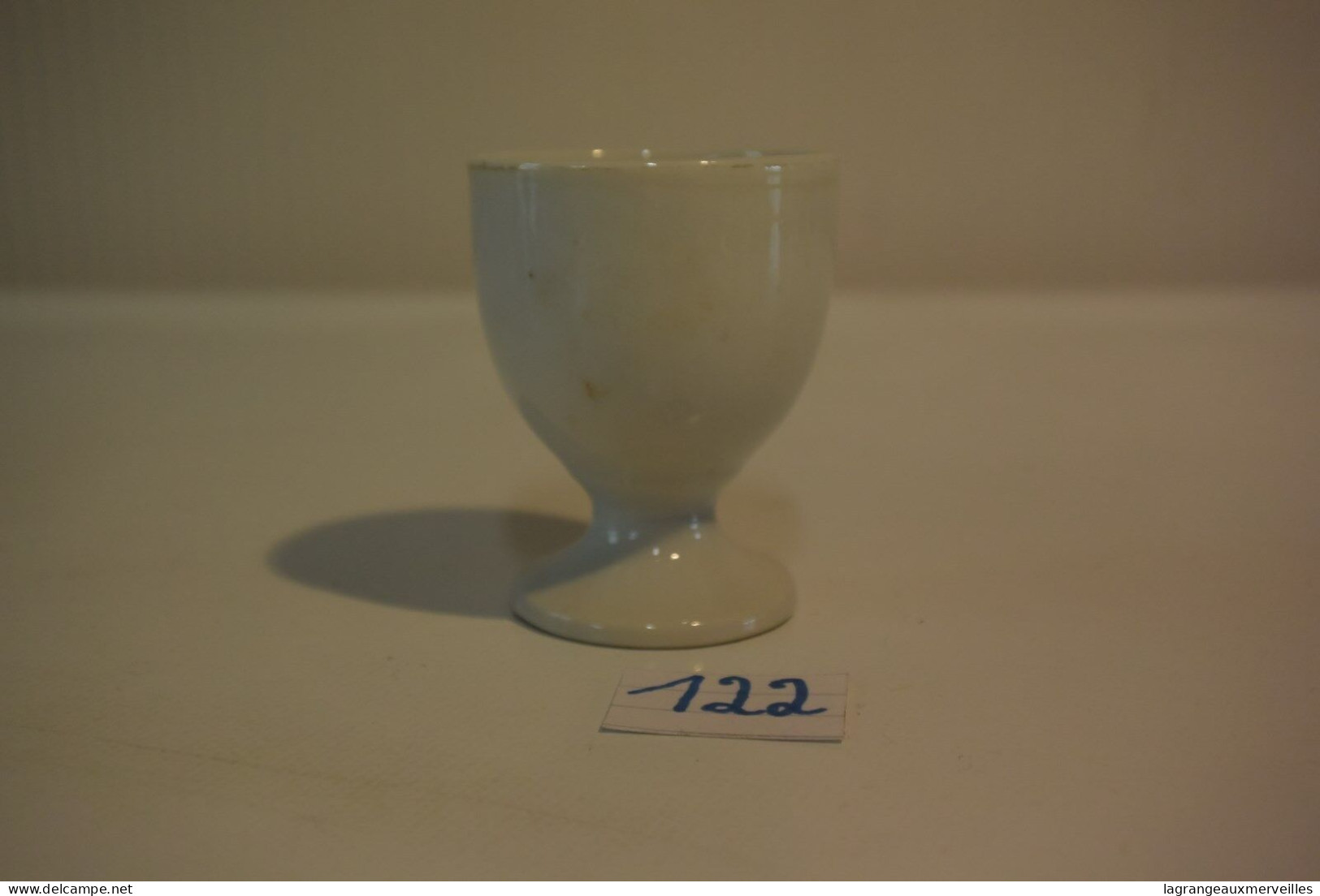 C122 Ancien Coquetier Lapin Old Egg Cup Oude Eierdopje Alte Eierbeche - Eierhouders 