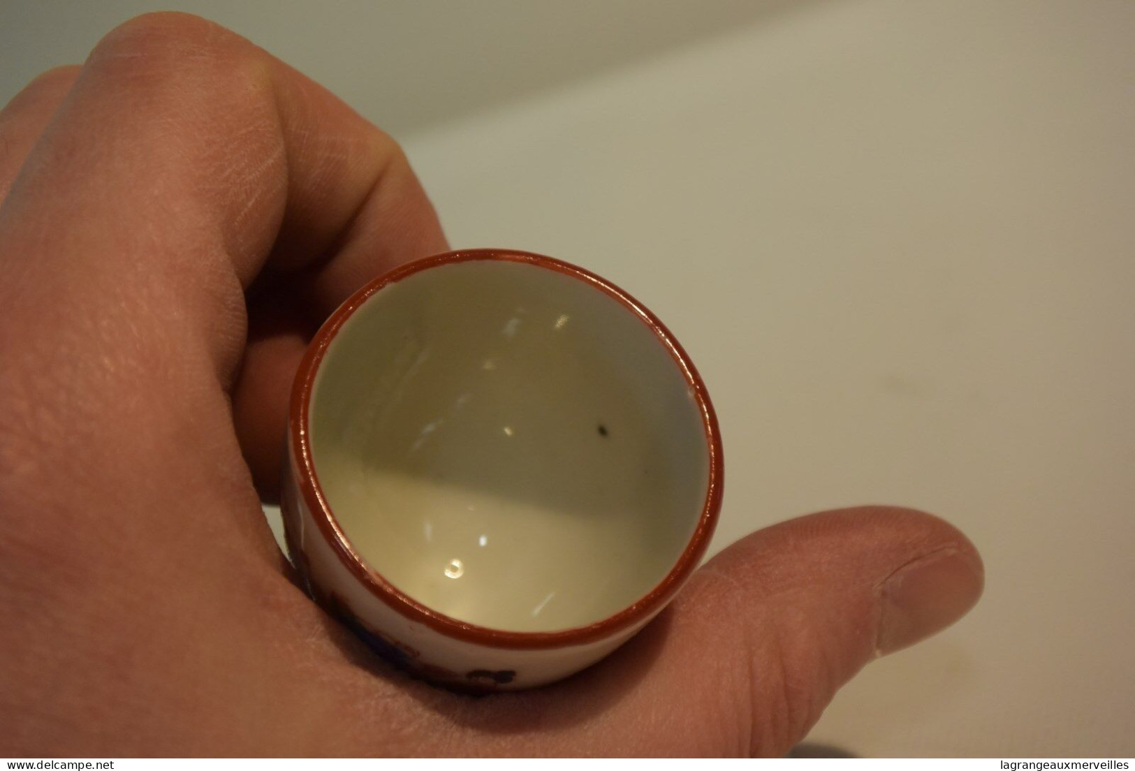 C122 Ancien Coquetier Asiatique XIX Old Asian Egg Cup Lǎo Yàzhōu Dàn Bēi 2 - Coquetiers