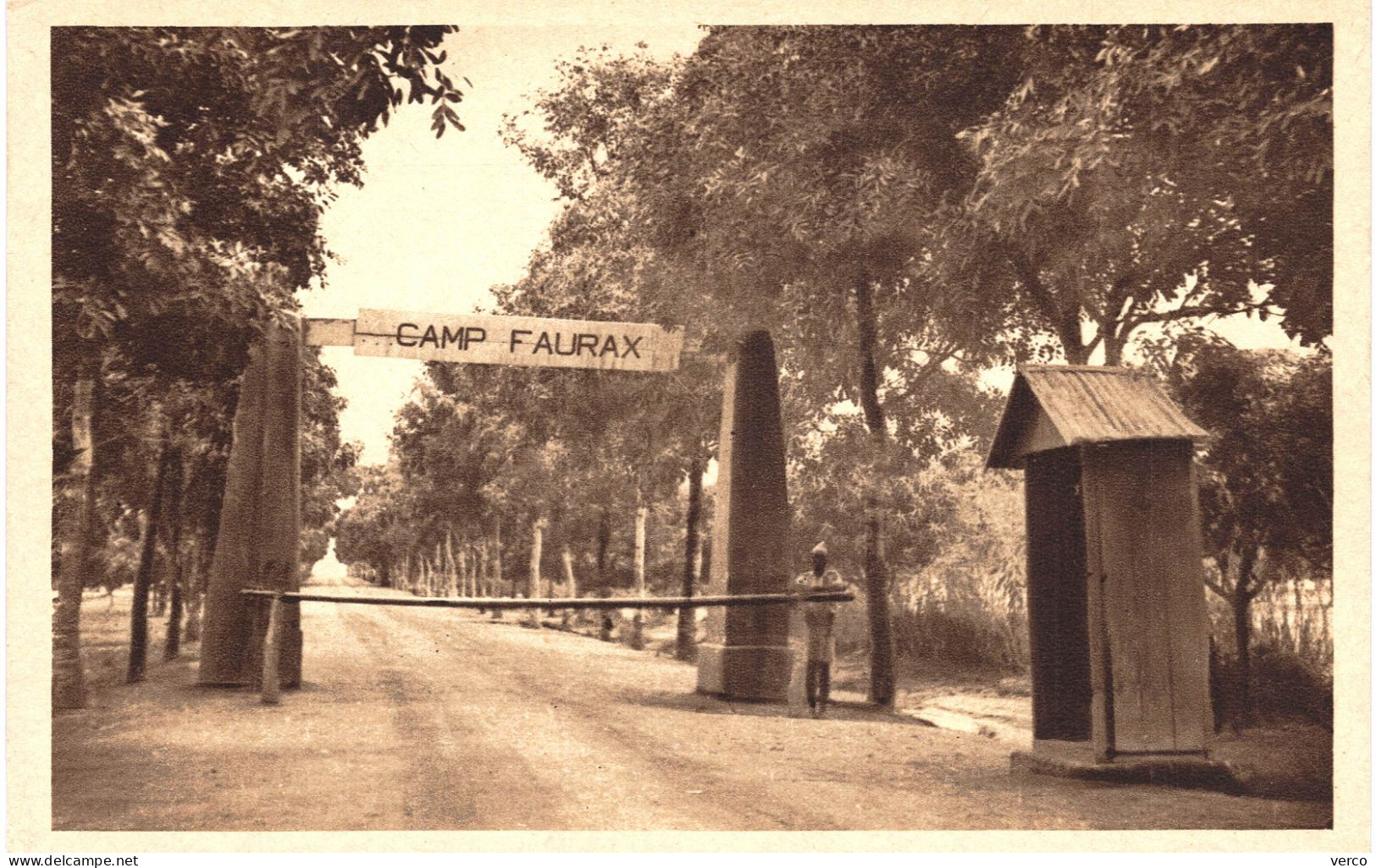 Carte POSTALE Ancienne De PARAKOU - Camp Militaire - Benin