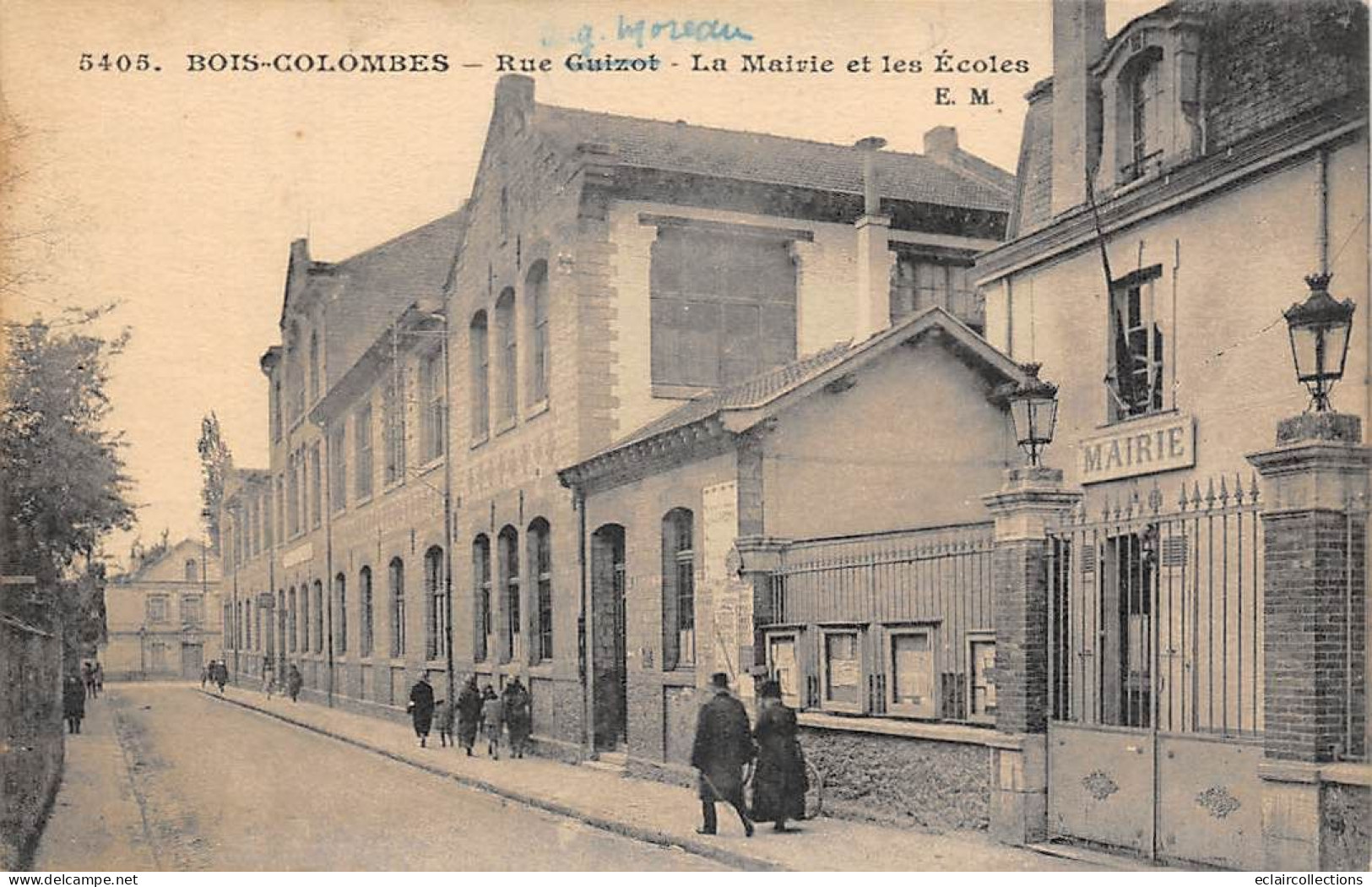 Bois Colombes          92        Rue Guizot Ou Moreau . Mairie. Ecole    N° 5405    (voir Scan) - Sonstige & Ohne Zuordnung