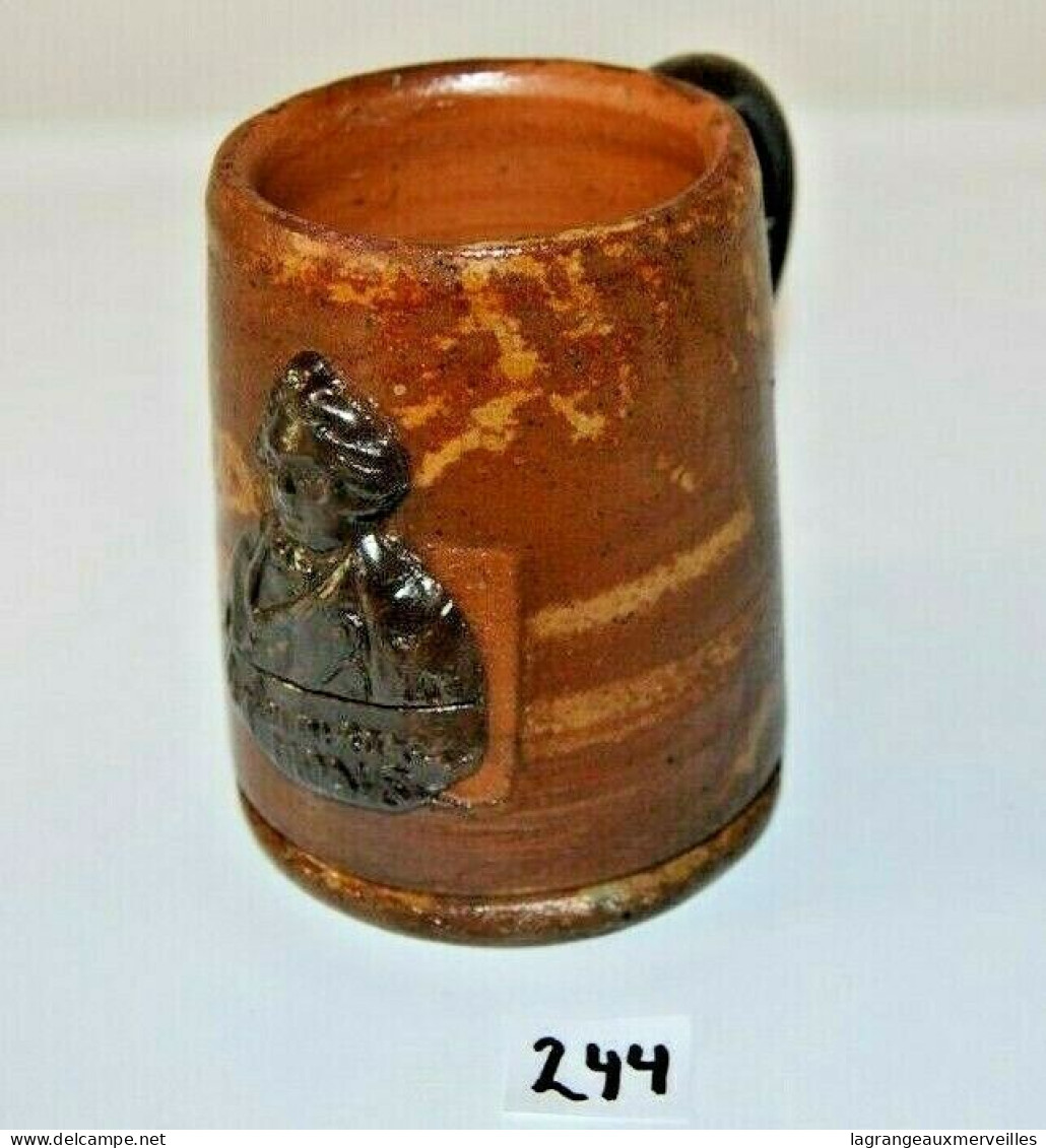 C244 Art De La Table - Ancienne Chope En Grès - 3 Tours - Tasses