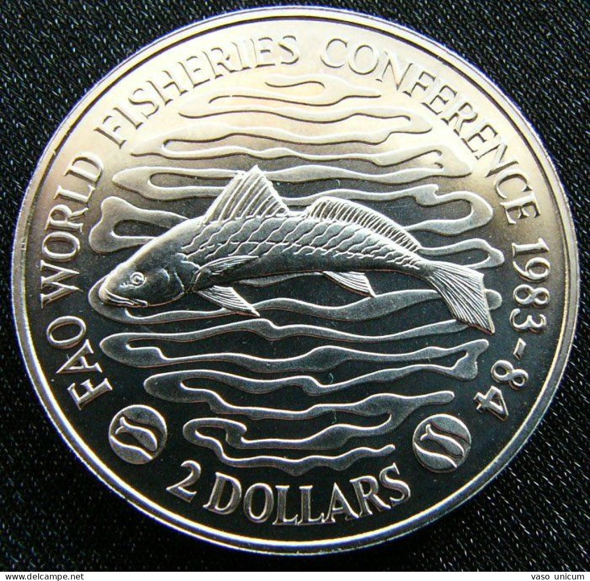 Liberia 2 $ 1983 Fish Conference FAO Unc - Liberia