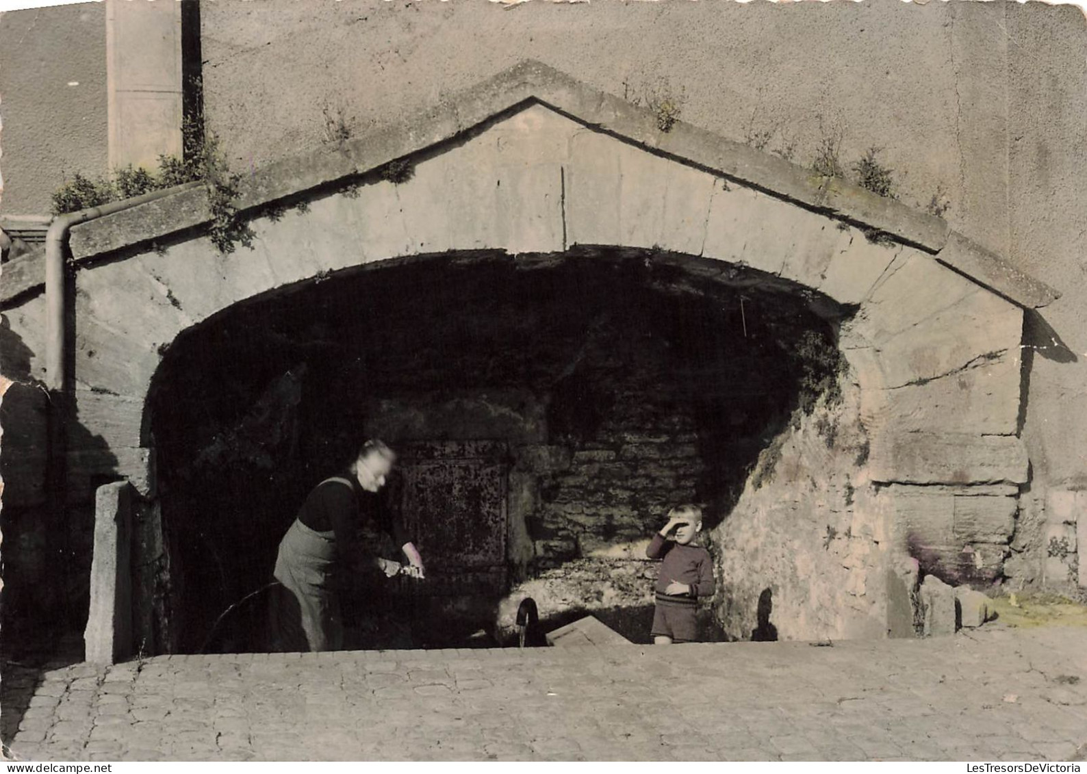 BELGIQUE - Virton - Vue Sur Le Vieux Lavoir - Carte Postale Ancienne - Virton