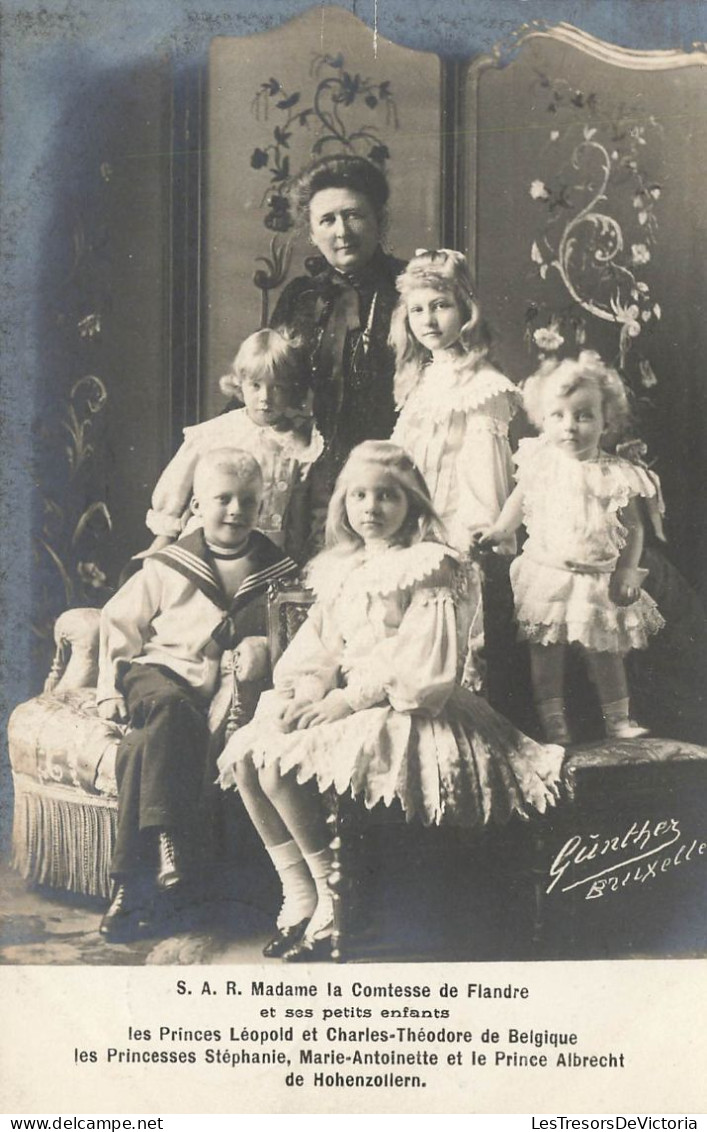 FAMILLES ROYALES - S.A.R Mme La Comtesse Flandre Et Ses Petits Enfants - Carte Postale Ancienne - Familles Royales