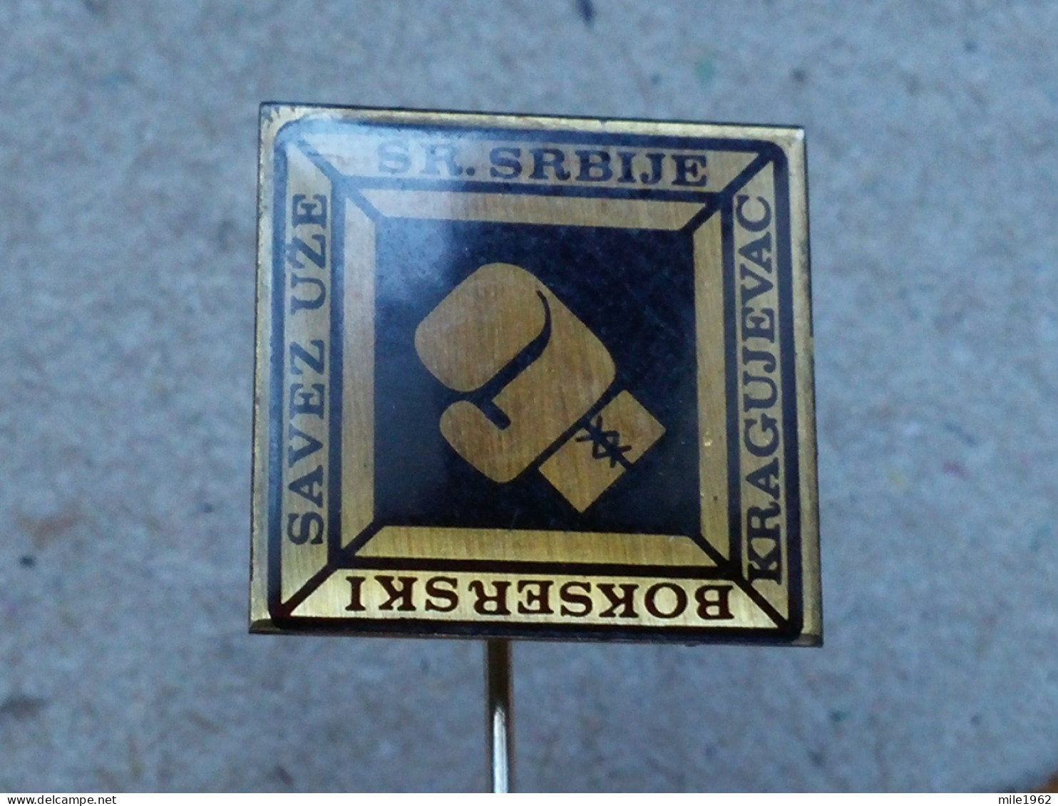 Badge Z-52-1 - BOX, BOXE, BOXING ASSOCIATION SERBIA, KRAGUJEVAC - Boxe