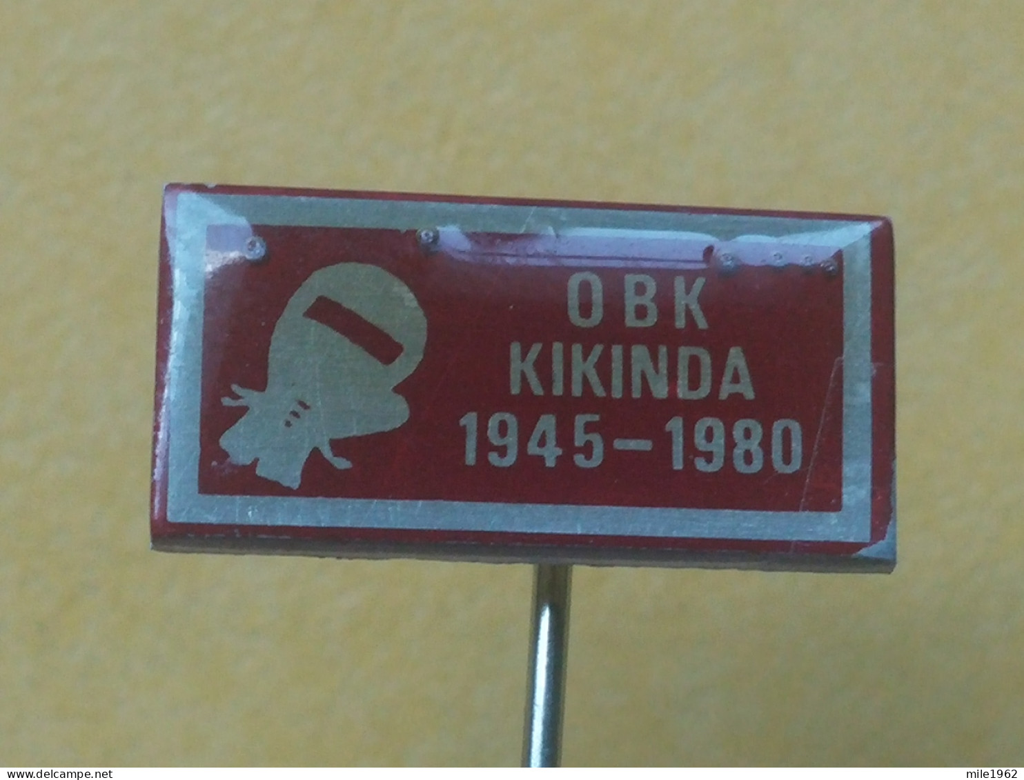 Badge Z-52-2 - BOX, BOXE, BOXING,,- BOXING CLUB KIKINDA, SERBIA - Boksen