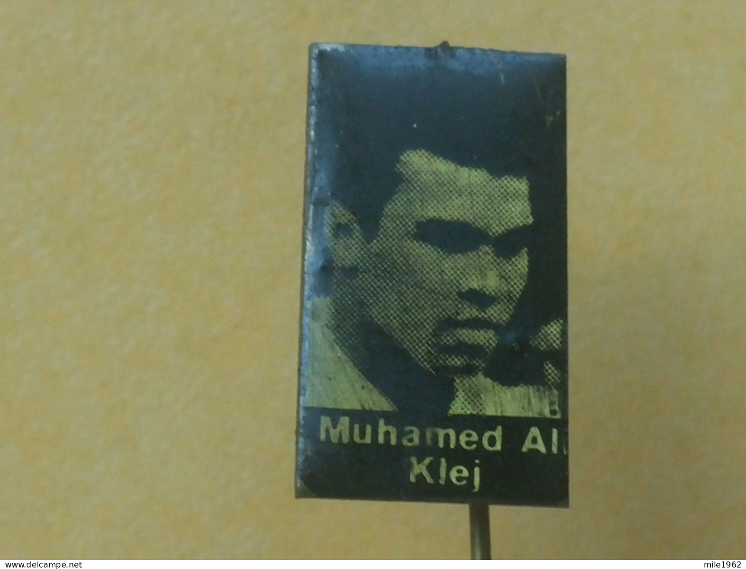 Badge Z-52-2 - BOX, BOXE, BOXING, Muhammad Ali, Cassius Marcellus Clay - Boxe