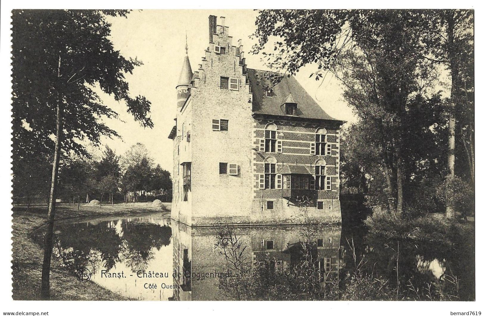 Belgique  -  Ranst  -   Chateau De Doggenhout - Cote  Nord Est - Ranst