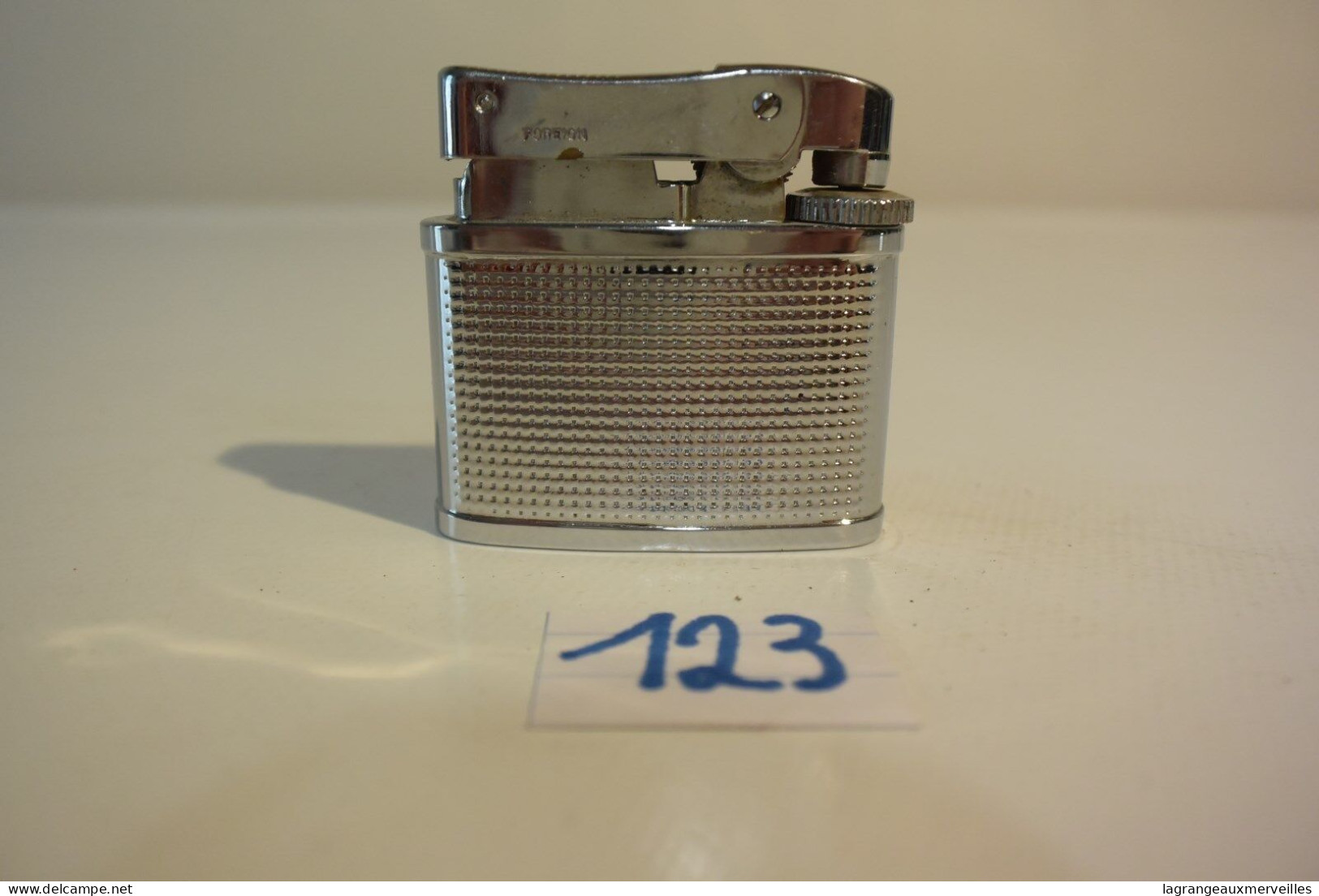 C123 Ancien Briquet - Briquet De Table - Bonheim .. ? - Collector - Vintage - Autres & Non Classés