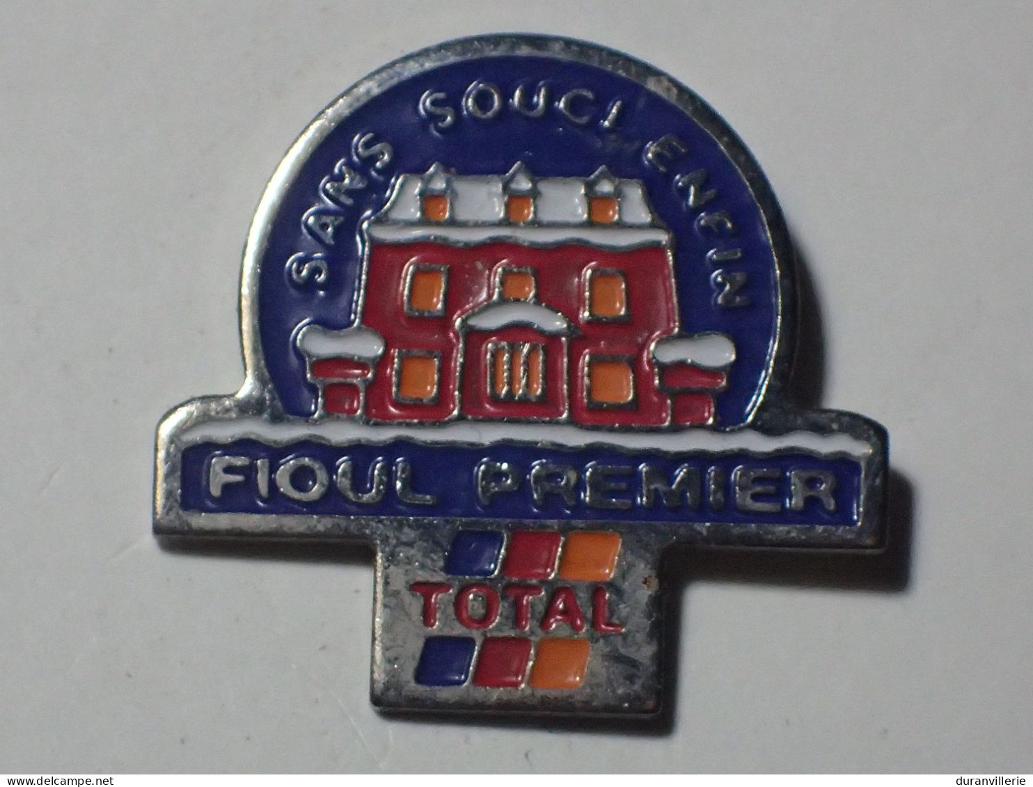 Pin's TOTAL *** FIOUL PREMIER *** Signe ARCANE - Fuels