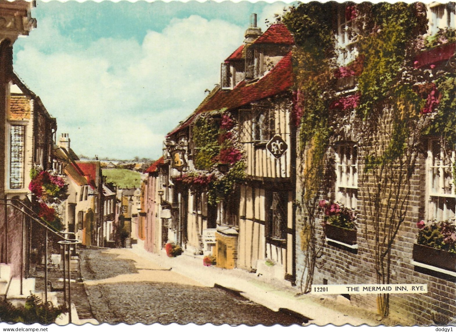 RYE, EAST SUSSEX, ENGLAND. UNUSED POSTCARD   Wt7 - Rye