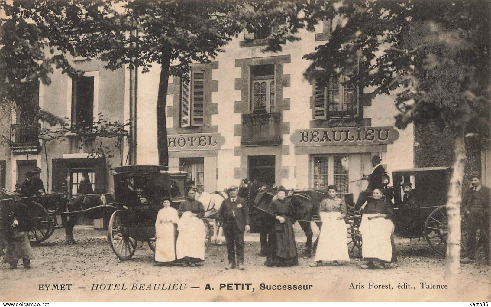 Eymet * Place Et Hôtel BEAULIEU , A. PETIT Successeur * Attelage - Eymet