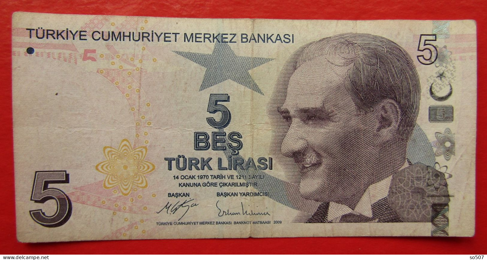 X1- 5 Lira 2009. / 2017. Turkey - Five Lirasi, (Purple Color, Series C / 2017.) Circulated Banknote - Turquie