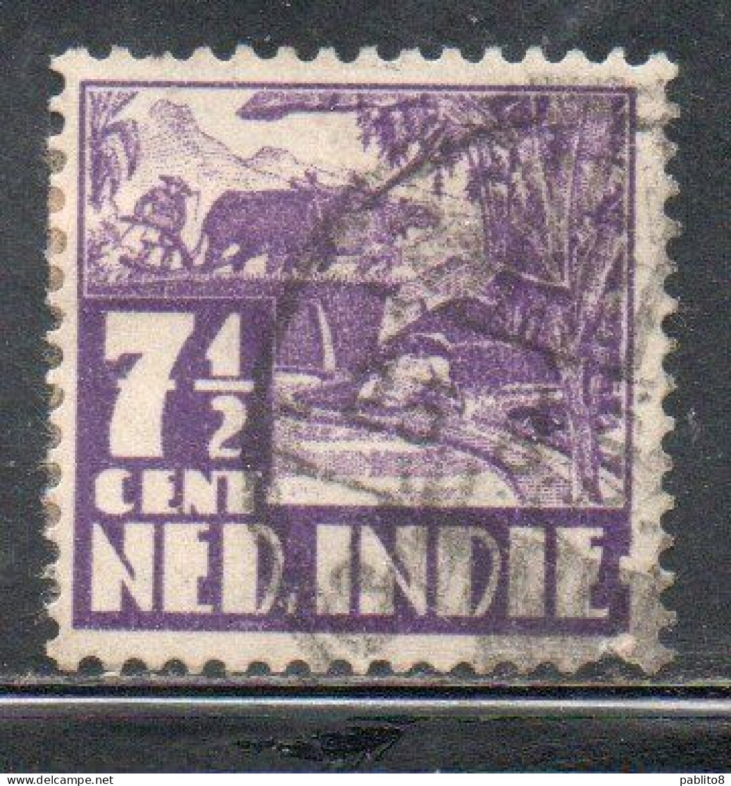 DUTCH INDIA INDIE INDE NEDERLANDS HOLLAND OLANDESE OLANDESI INDIES 1933 1937 1934 RICE FIELD SCENE 7 1/2c USED USATO - Nederlands-Indië