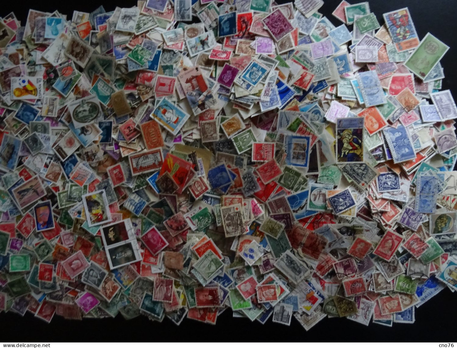 Europe Timbres Oblitérés Lavés En Vrac, Lot De 500 Grammes Environ 5000 Timbres. - Lots & Kiloware (min. 1000 Stück)