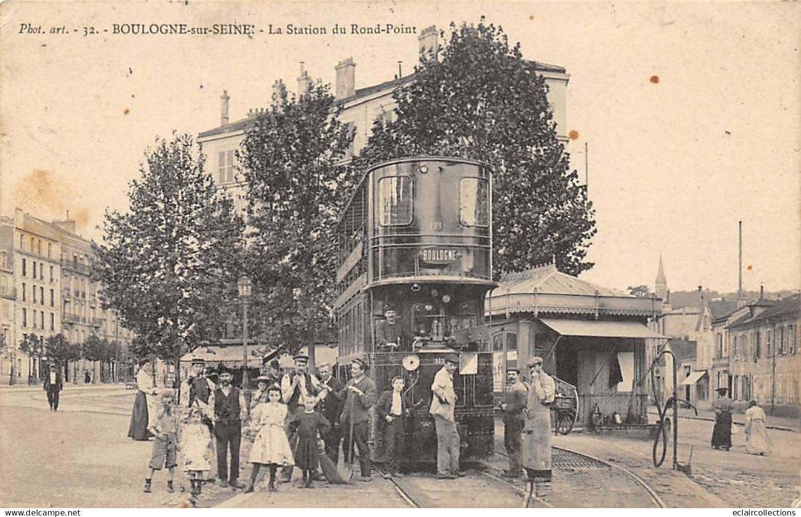 Boulogne Billancourt          92         La Station Du Tramway Du Rond Point       N° 32    (voir Scan) - Boulogne Billancourt